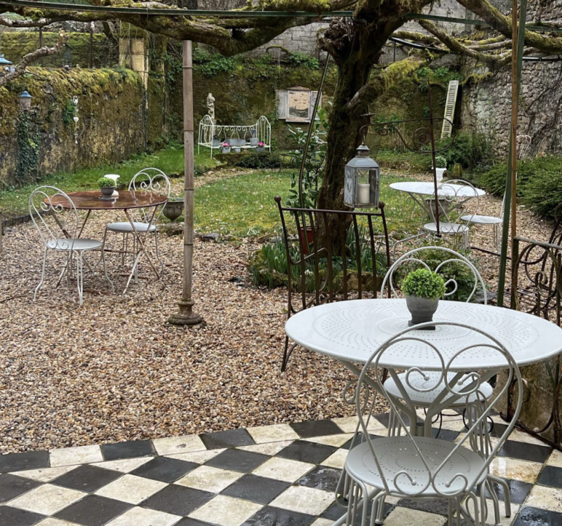 felpa74 alquiler foto película producción chalet adosado france00018