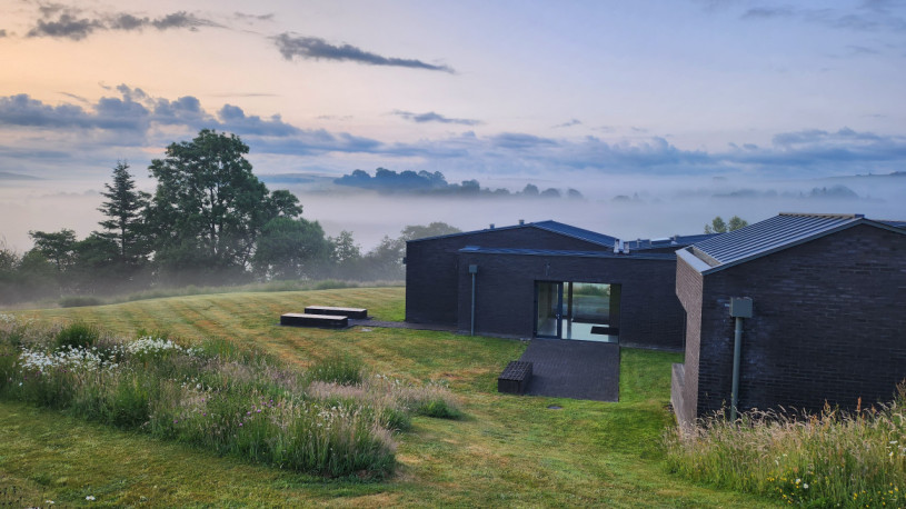 refugio de felpa74 para la serenidad y la reflexión en el centro de gales 21