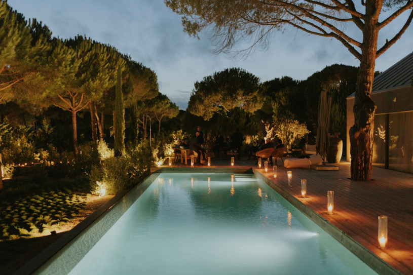 plush74 retreat surrounded by nature 5