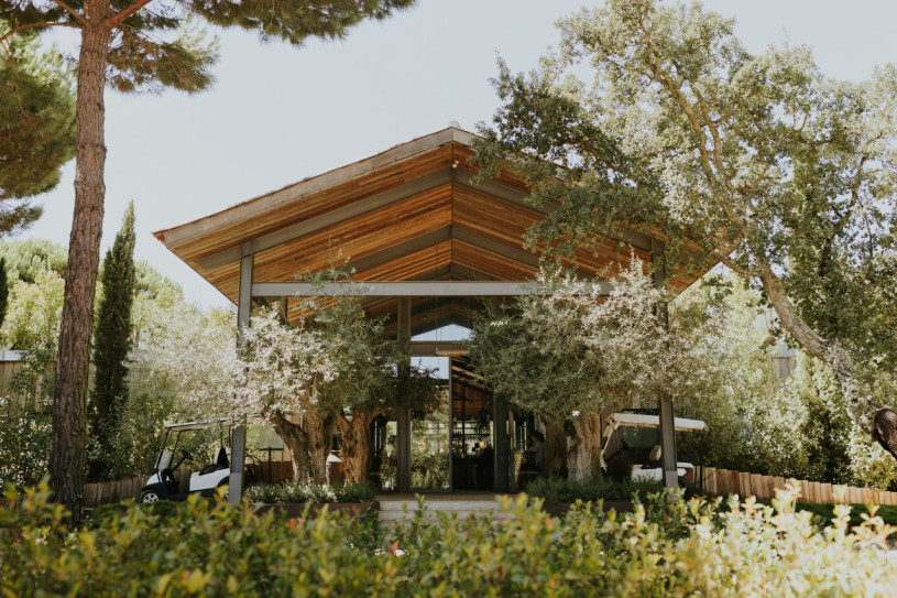 plush74 retreat surrounded by nature 6