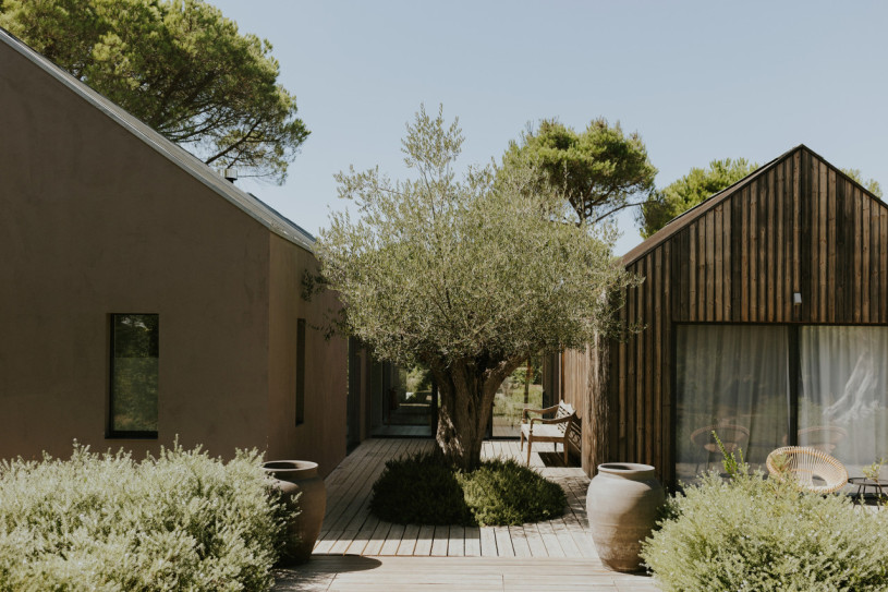 plush74 retreat surrounded by nature 8