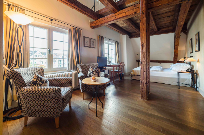 plush74 romantik lakeside hotel 9