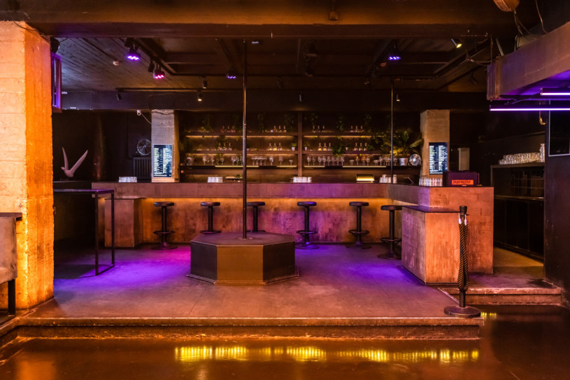 plush74 rooftop club berlin alexanderplatz 3