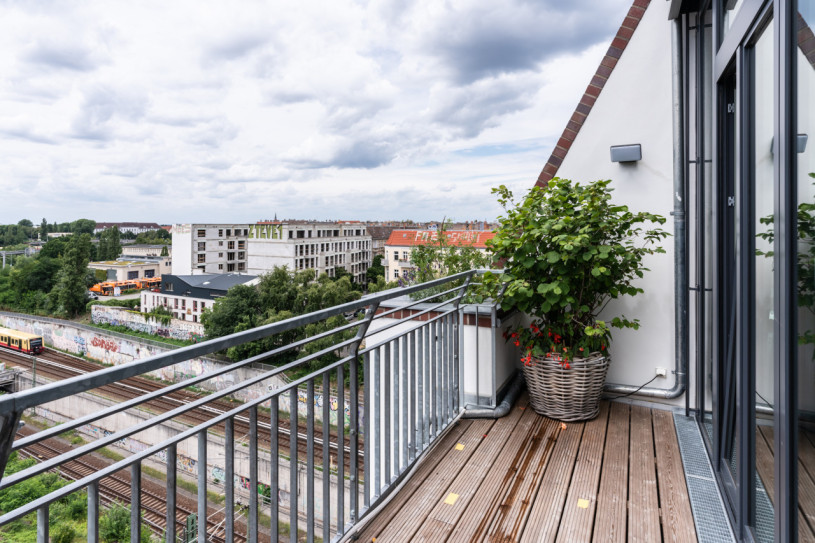 plush74 rooftop garden apartment 28