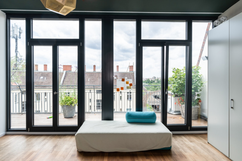 plush74 rooftop garden apartment 3