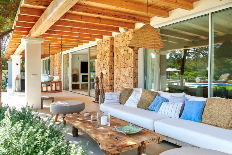 plush74 rustic elegance villa 28