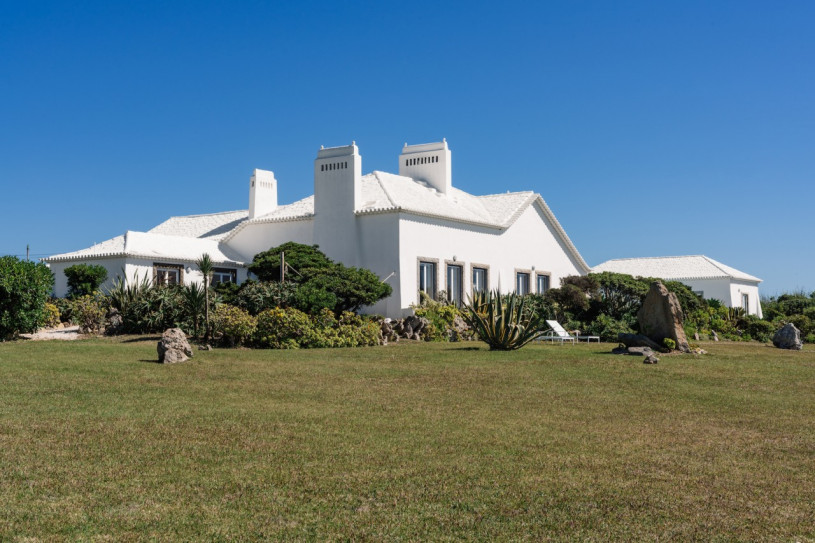 plüsch74 haus am meer bei lissabon 10