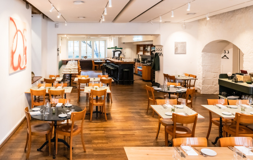 plush74 secret garden and bistro 27