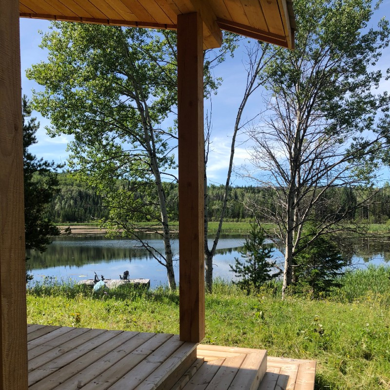 felpa74 sereno frente al lago solar cabañas retiro 20