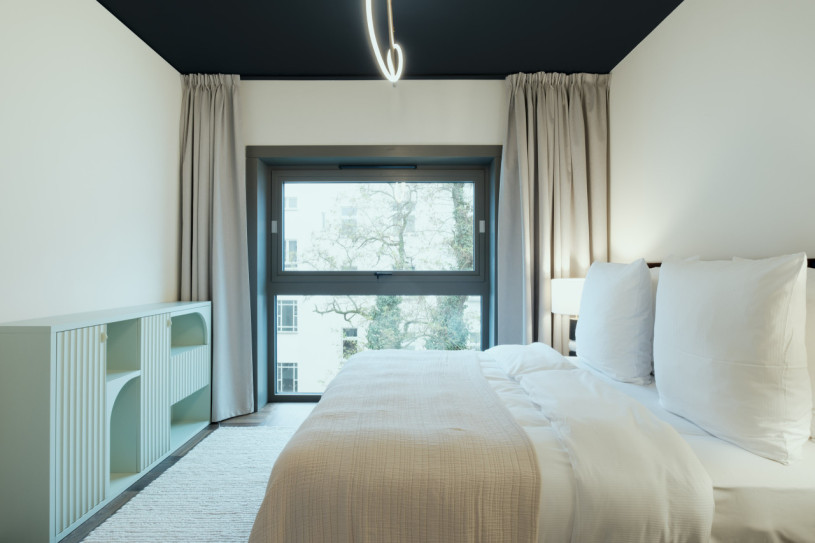 plush74 sleek modern maisonette 7