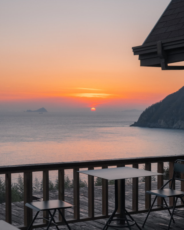 plush74 corea del sur geojedo island seaside ocean location rent shoot film photo rocks 15