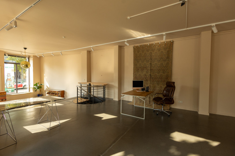 plush74 spacious pop up showroom in berlin 15 (1)