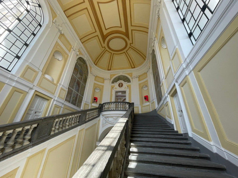 plush74 street scene in naples 11