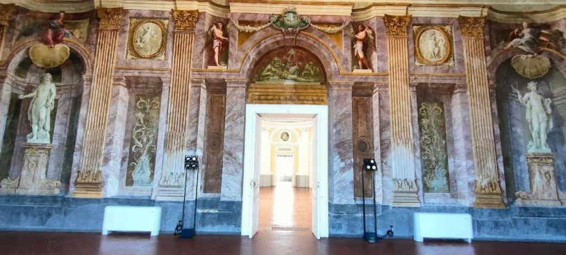 plush74 street scene in naples 15(1)