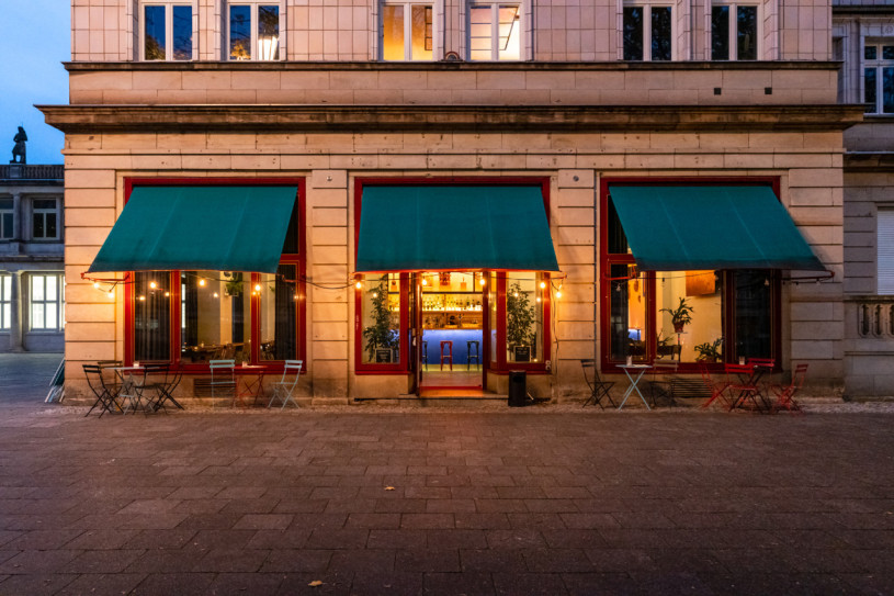 plush74 the contemporary bar 10