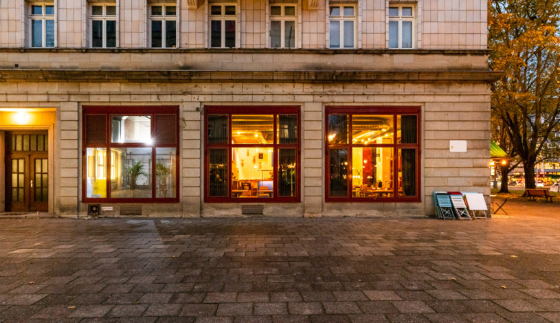 plush74 the contemporary bar 11(1)