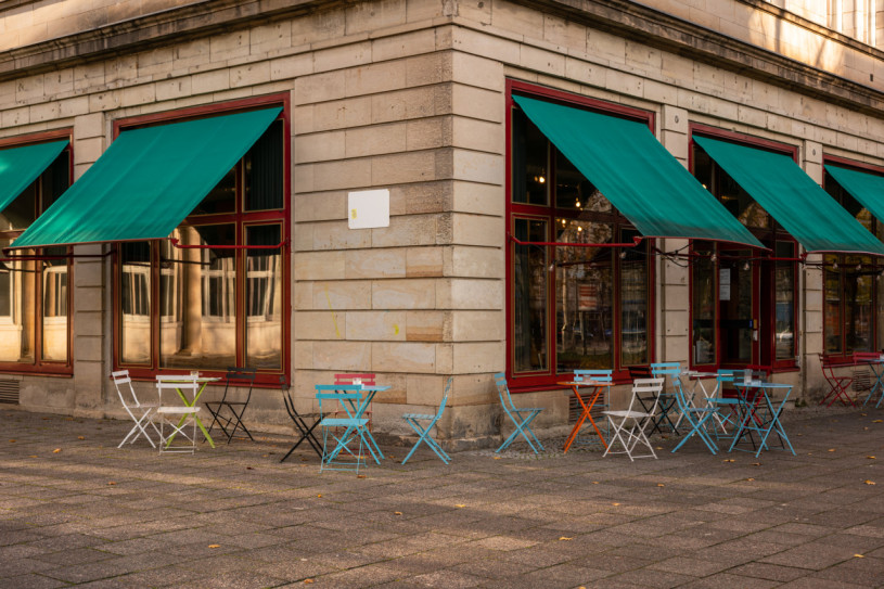 plush74 the contemporary bar 16