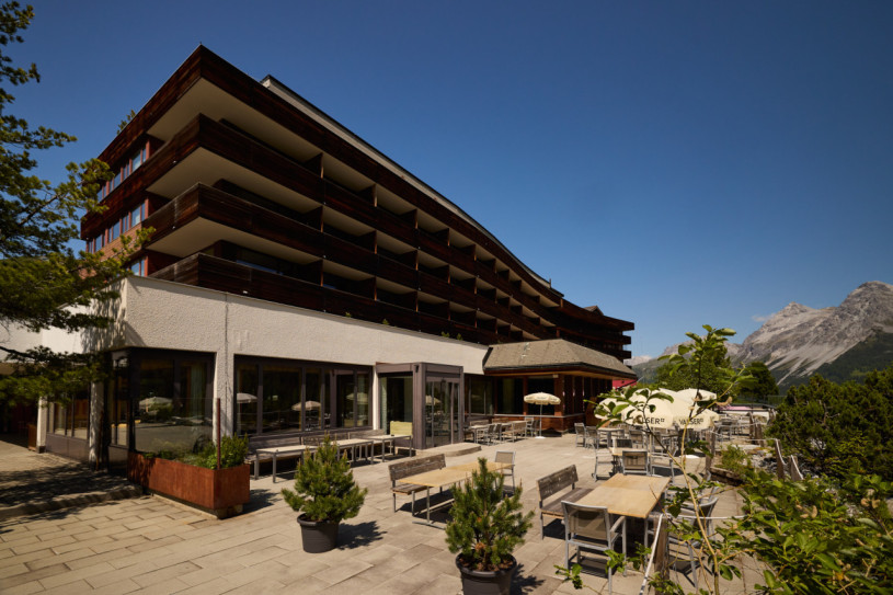 plush74 the grand arosa pop up hotel 30