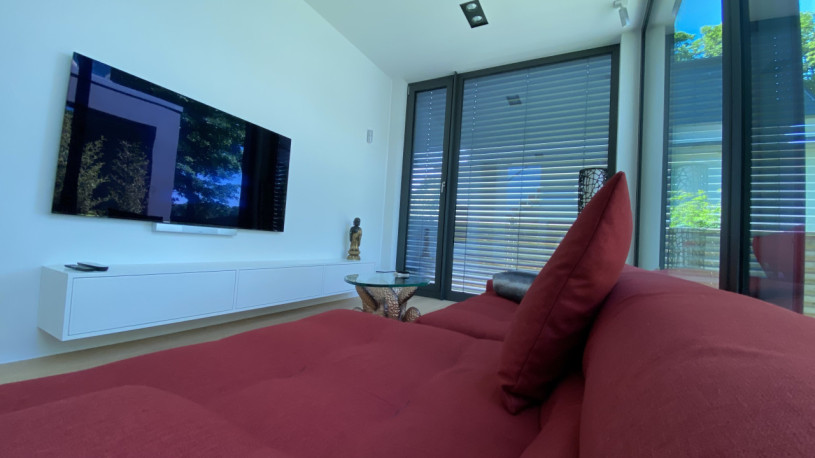 plush74 the sunlit lake house 103 (1)