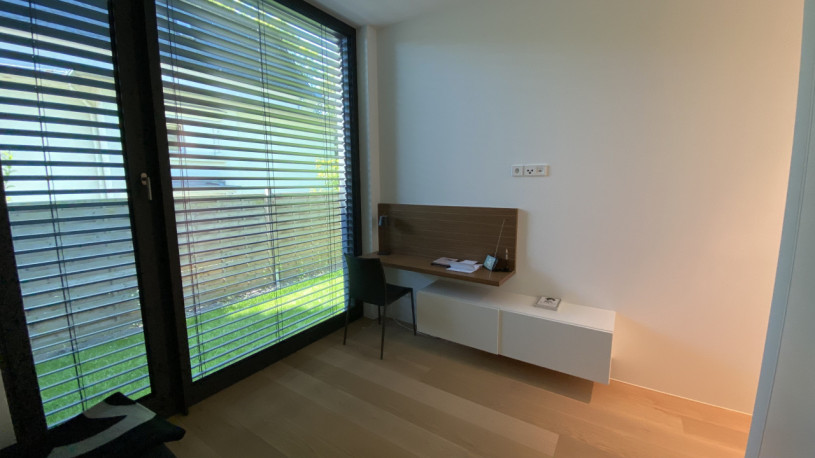 plush74 the sunlit lake house 105