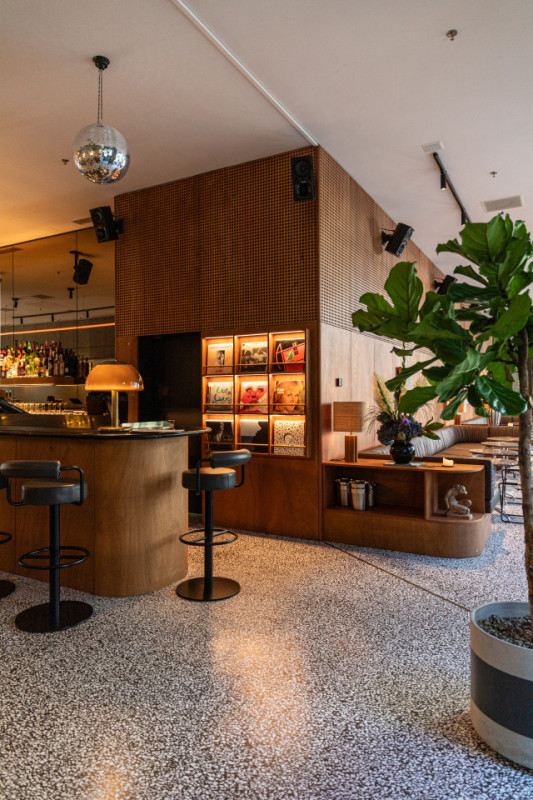 plush74 the timeless vintage cafe 1