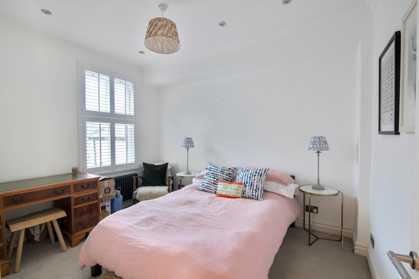 plush74 toothing townhouse 22