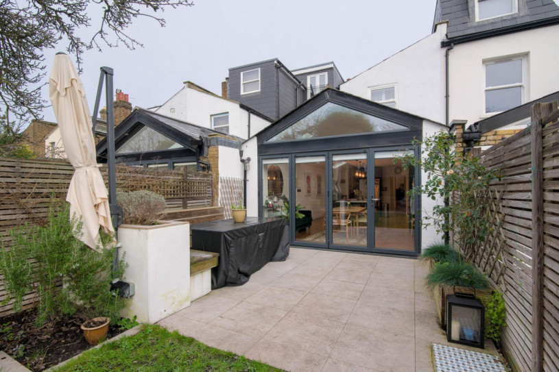 plush74 toothing townhouse 28