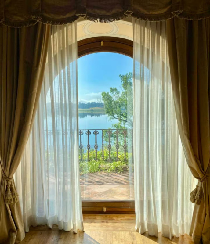 pluche74 toskana lake villa 11(1)