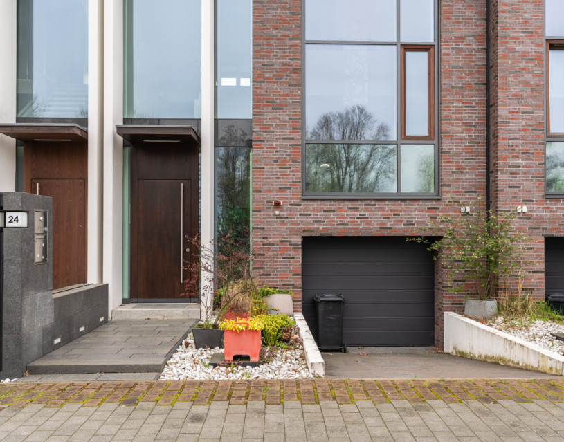 plush74 townhouse kieler bridge 29