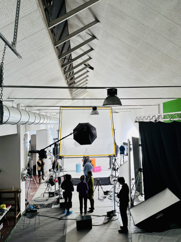 plush74 vibrant milan loft 19