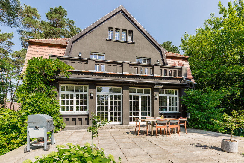 plush74 villa berlin area ii 48(1)