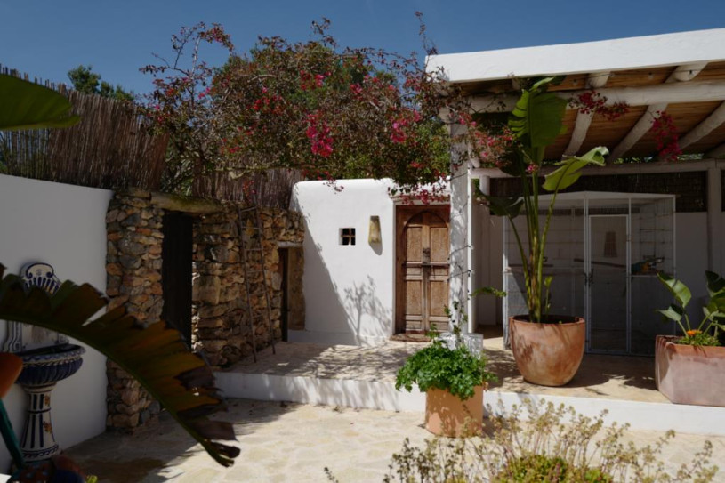 plush74 villa with pool ii ibiza 20