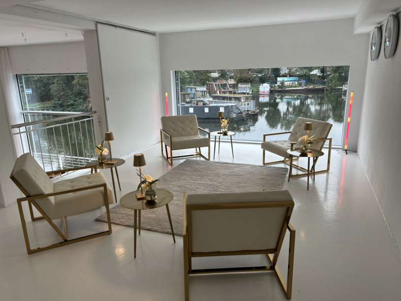 plush74 water front studios 7(1)