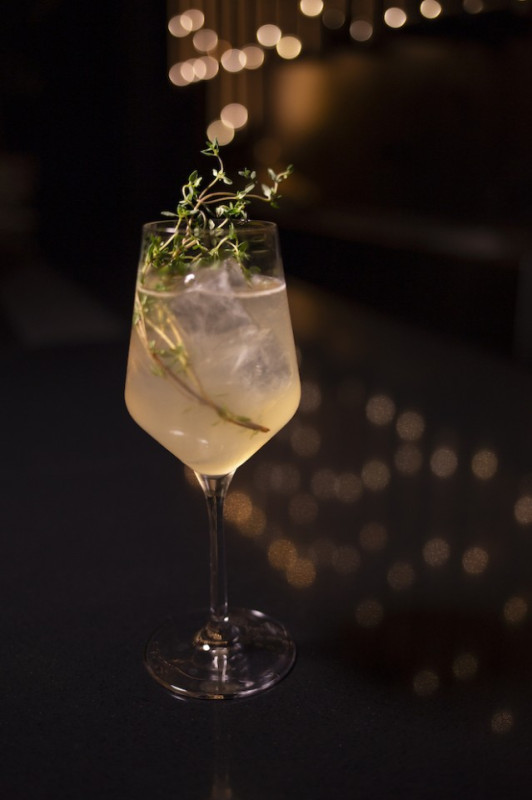 restaurant location berlin plush745