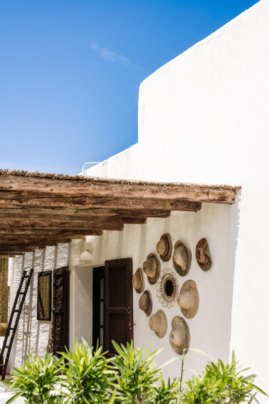 rough luxe suite c ana lui photography00013