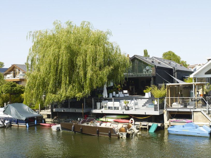 thamesditton silverstein plush74 locations uk29